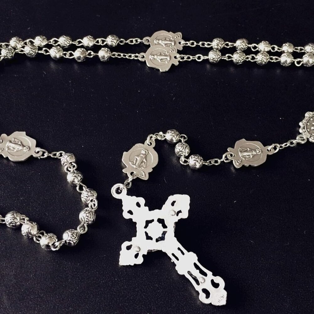 Handmade Silver Rose Beads Catholic Rosary 5 Decades Cross Gift Box Italy - Picture 5 of 9